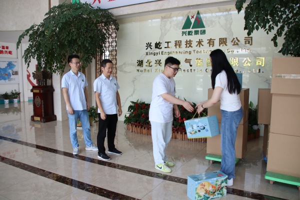 IMG_5537.JPG IMG_5537.JPG